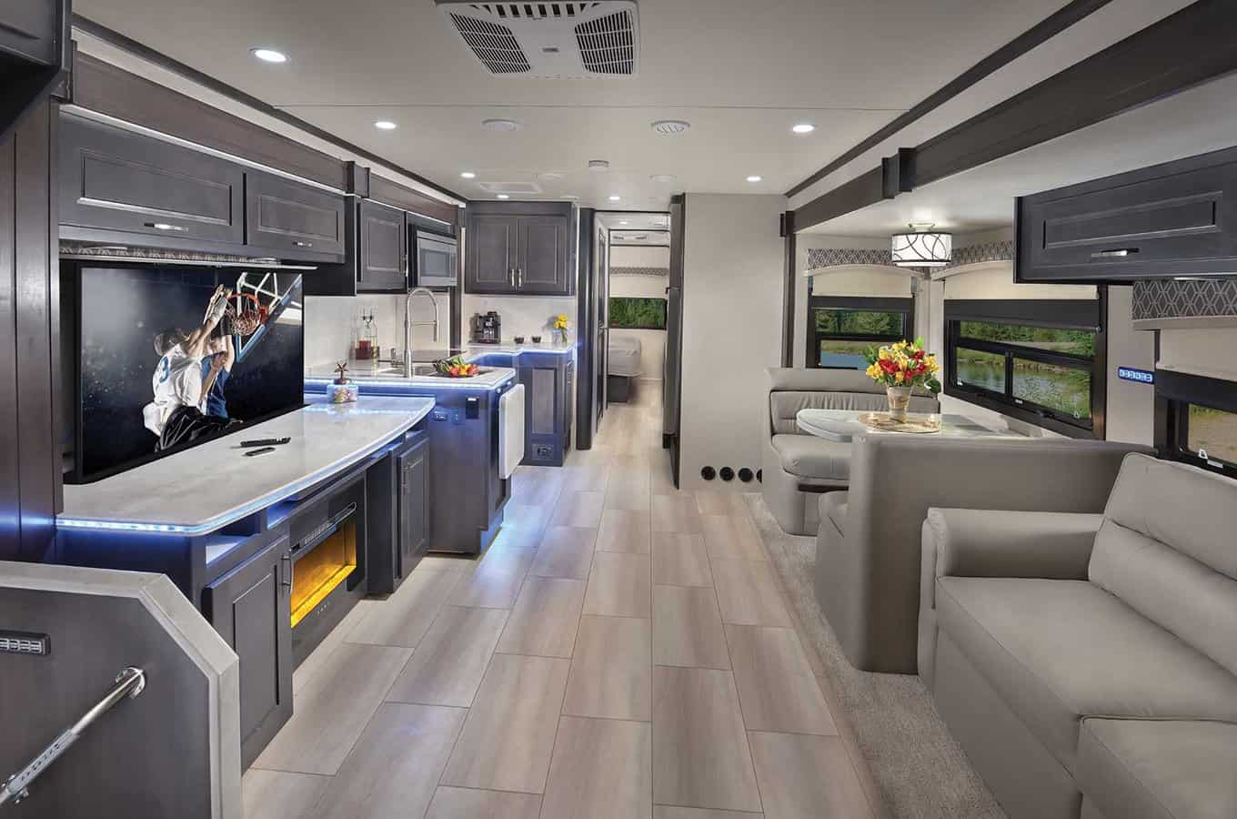 Top 5 Floor Plans With An RV Fireplace