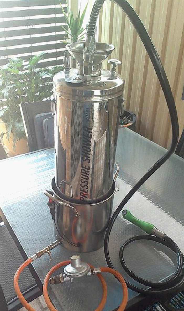 tonys hot bush shower