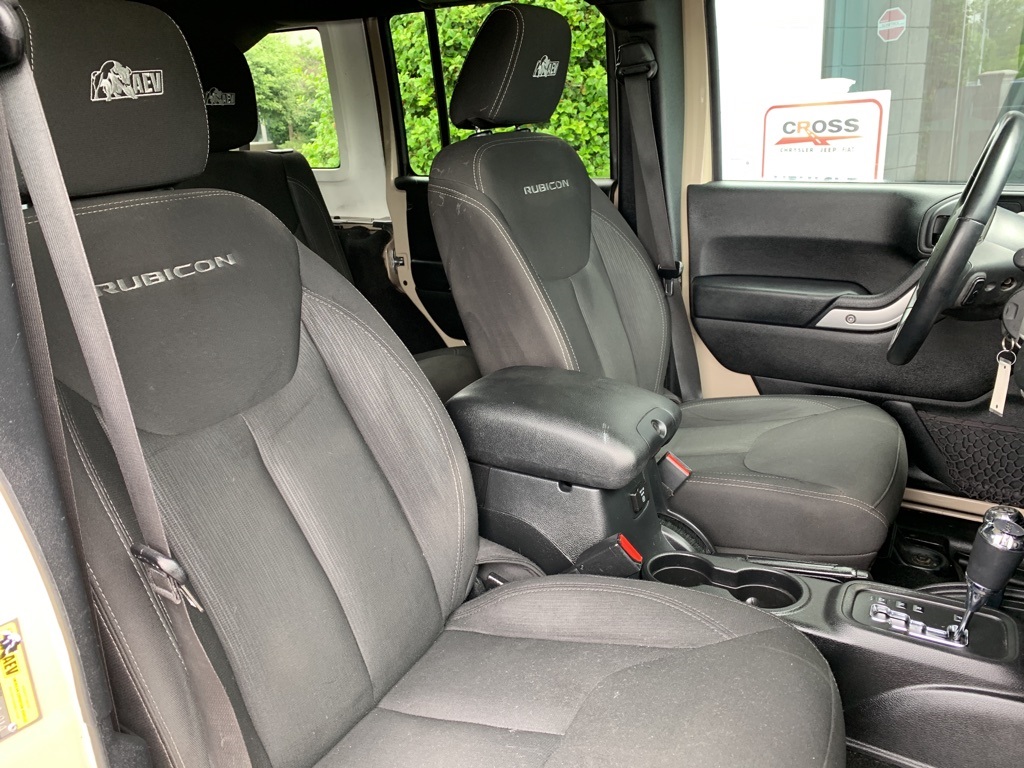 Paniolo (Maui) Hawaii’s Modern Campervan Rentals
