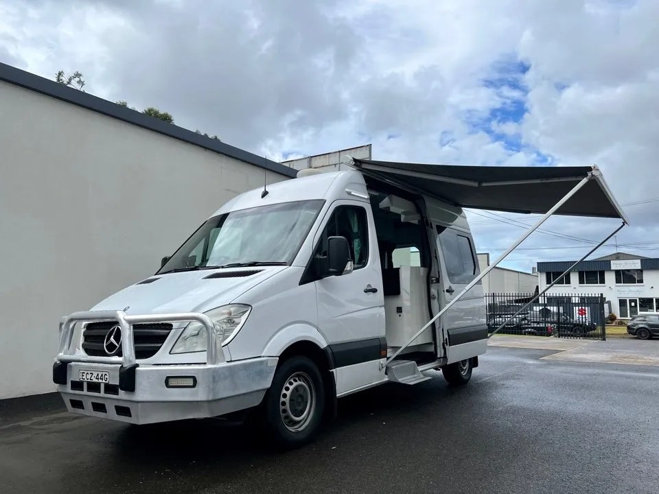 2010 Mercedes Sprinter Motorhome Campervans Australia