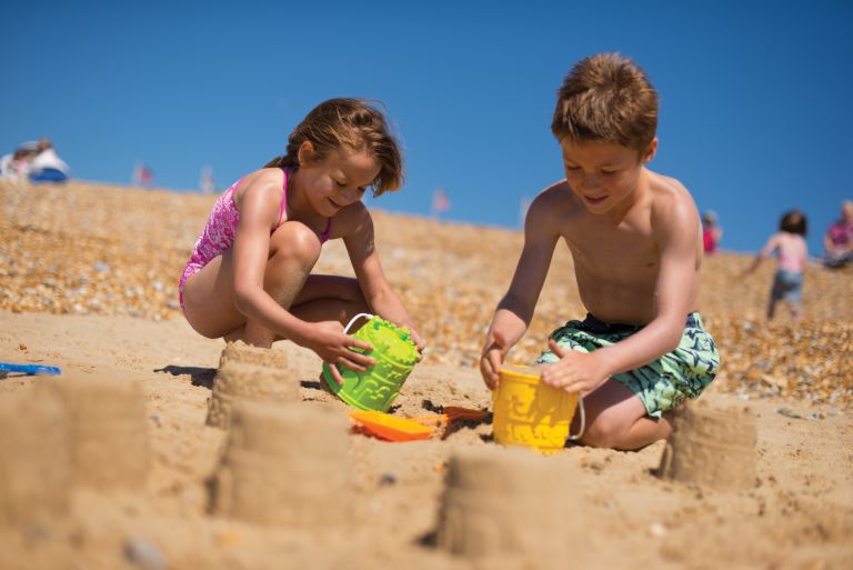 Green Lawns (Bunn Leisure) • Camping & Caravanning UK