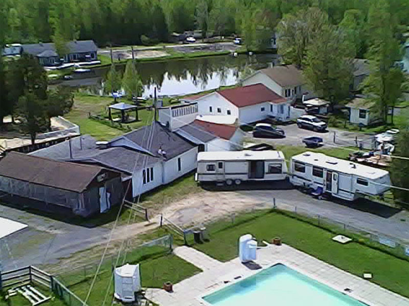 Services Camping Adam & Eve