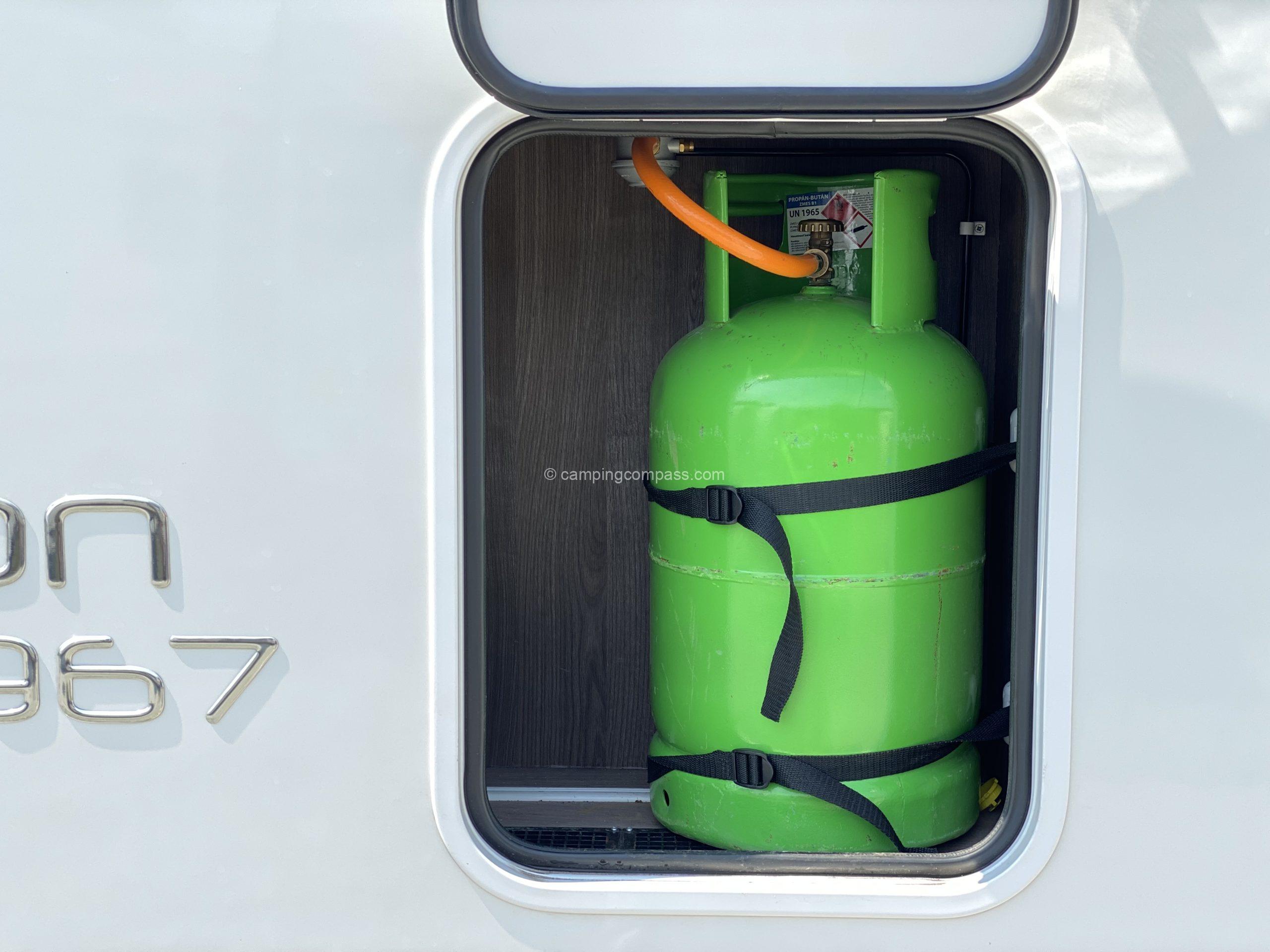 How to use gas in the caravan - Camping Compass