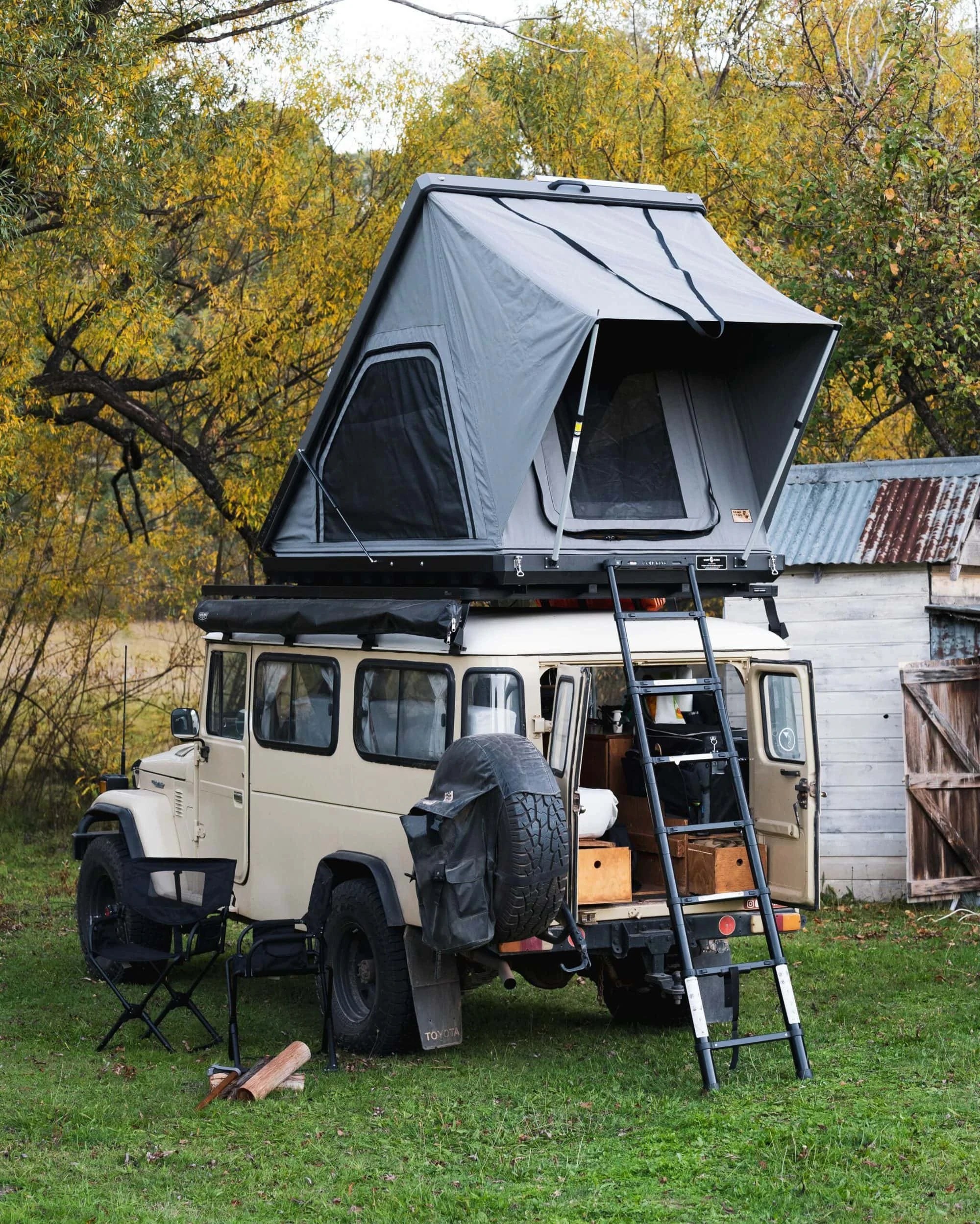The Best Australian Made Hardshell Roof Top Tent Camp King