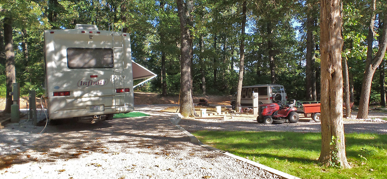 Shady Oaks Campground & RV Park Camping in the Ozarks