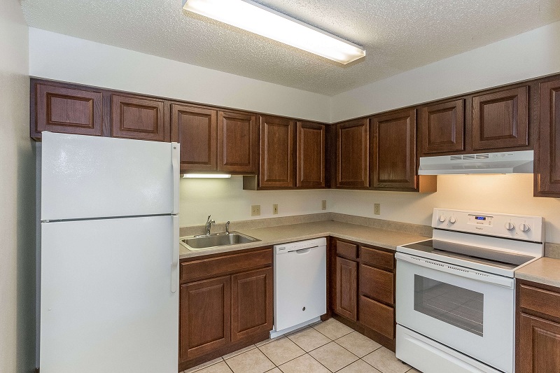 527 North Dubuque Street Campus View Apartments