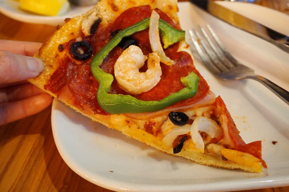 Boston Pizza（ボストン・ピザ）北米で400店舗以上展開しているレストラン兼スポーツバー カナダイニング