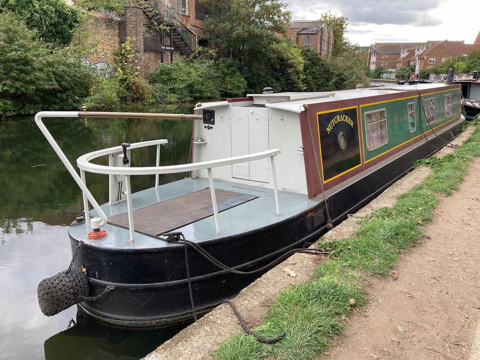 NB Nutcracker Modern Bright 45ft Cruiser Stern Alvechurch Narrowboat Canal & River Hub
