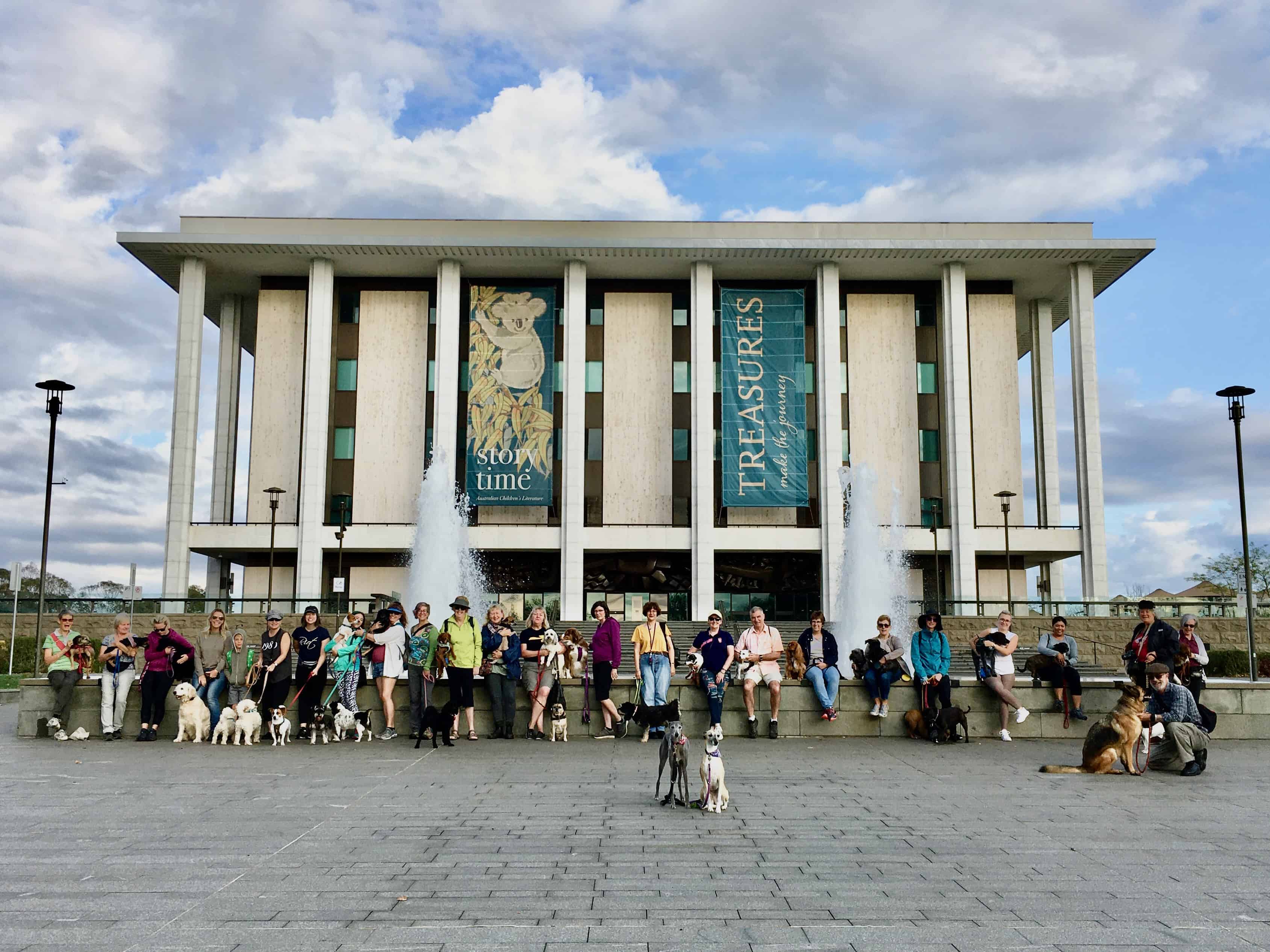 Canberra Dog Walks all about dog friendly Canberra