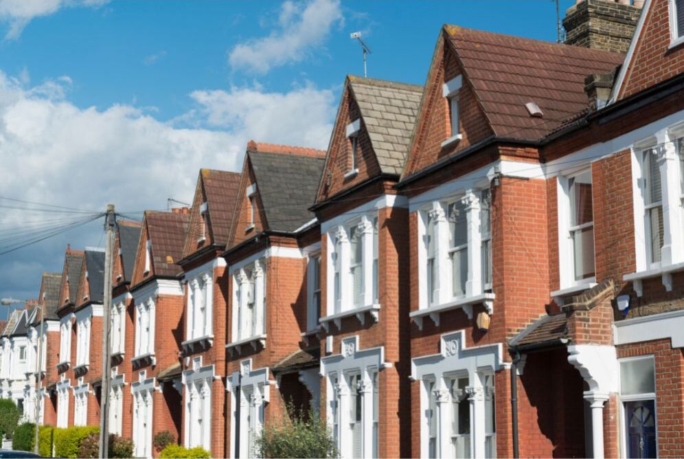 5 Best Short Term Options in London (2024) Candace Abroad