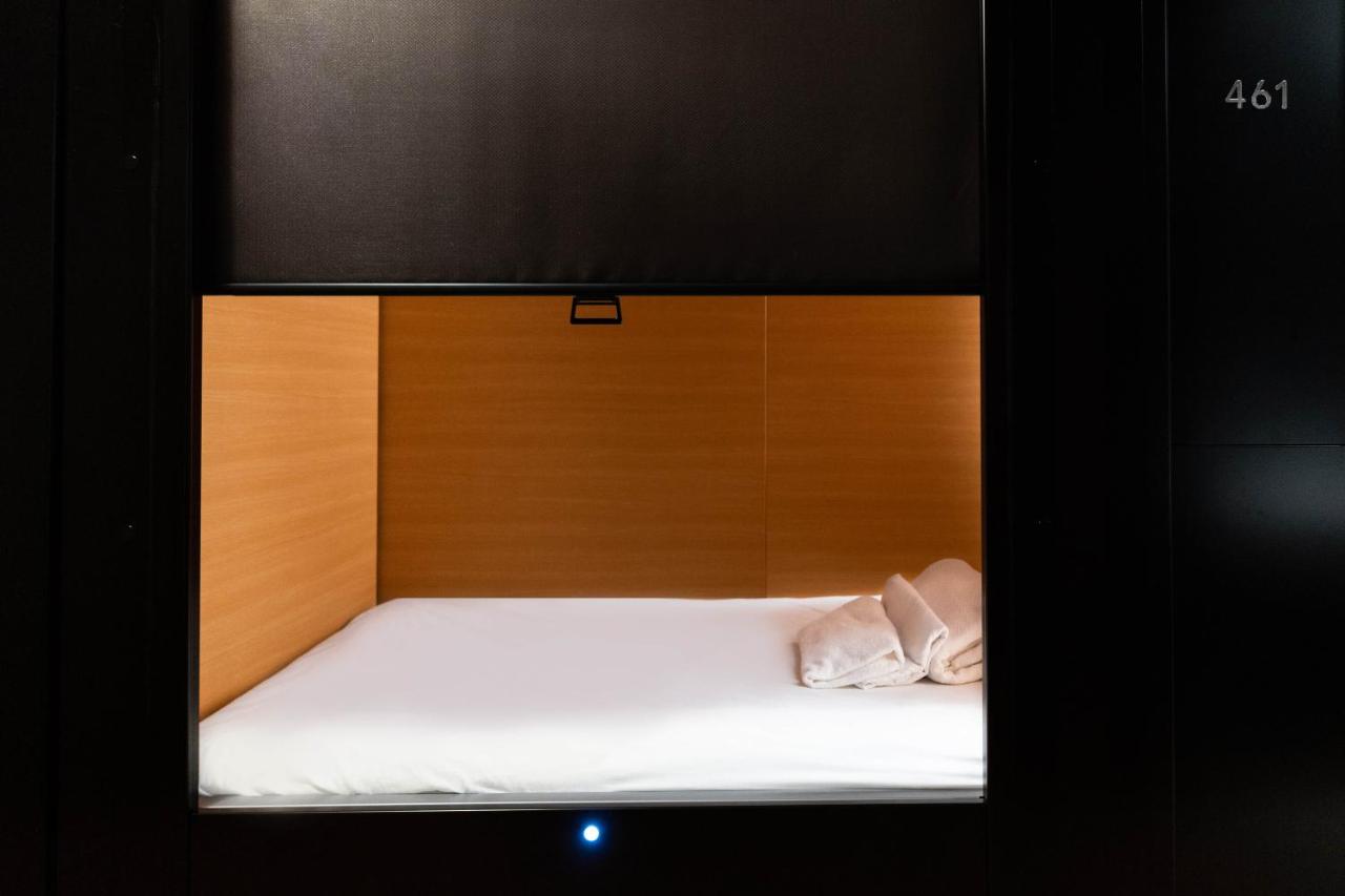 The BEST Capsule Hotels in NYC (2024) Candace Abroad