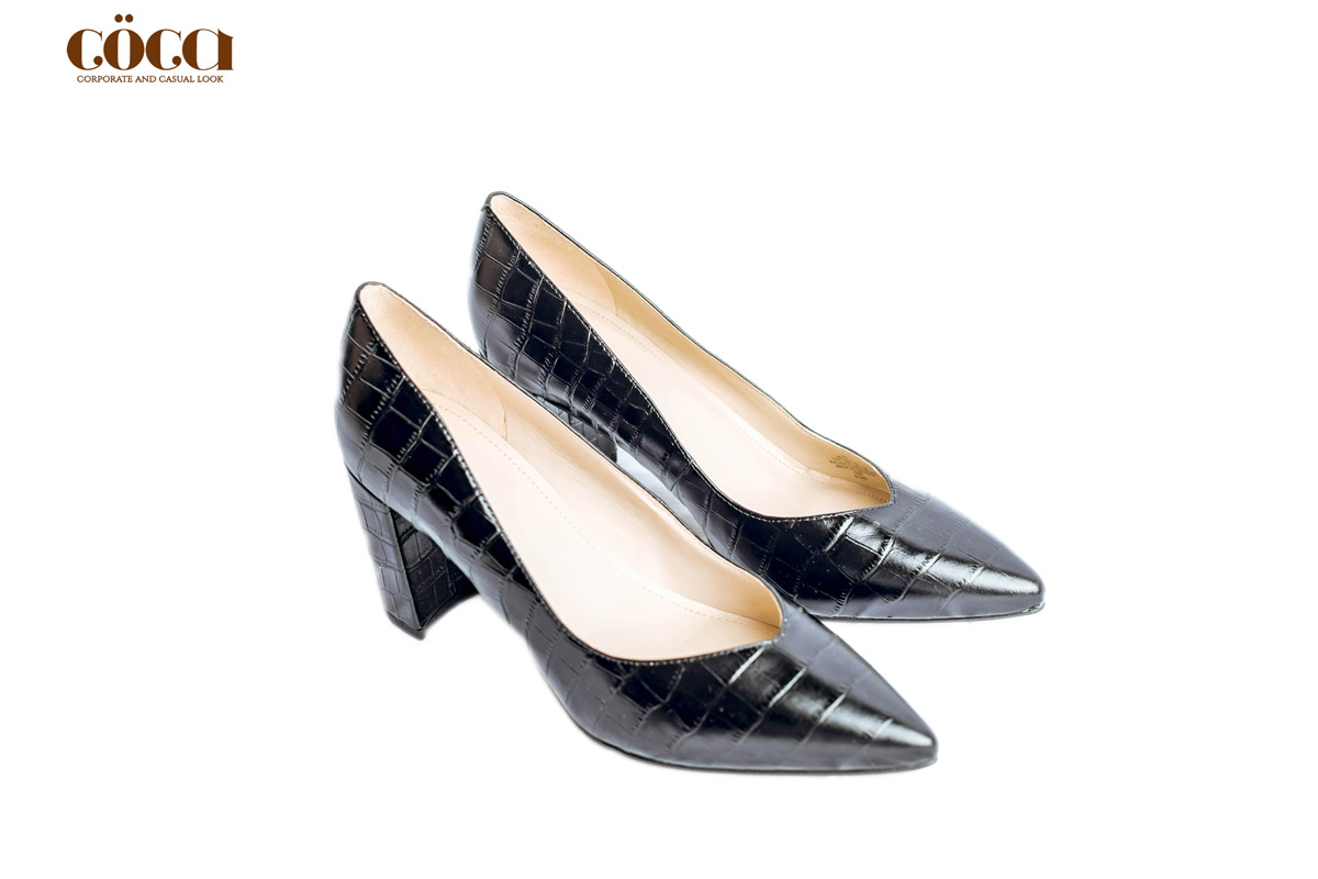 BLACK CROC PUMPS Corporate & Casual Look