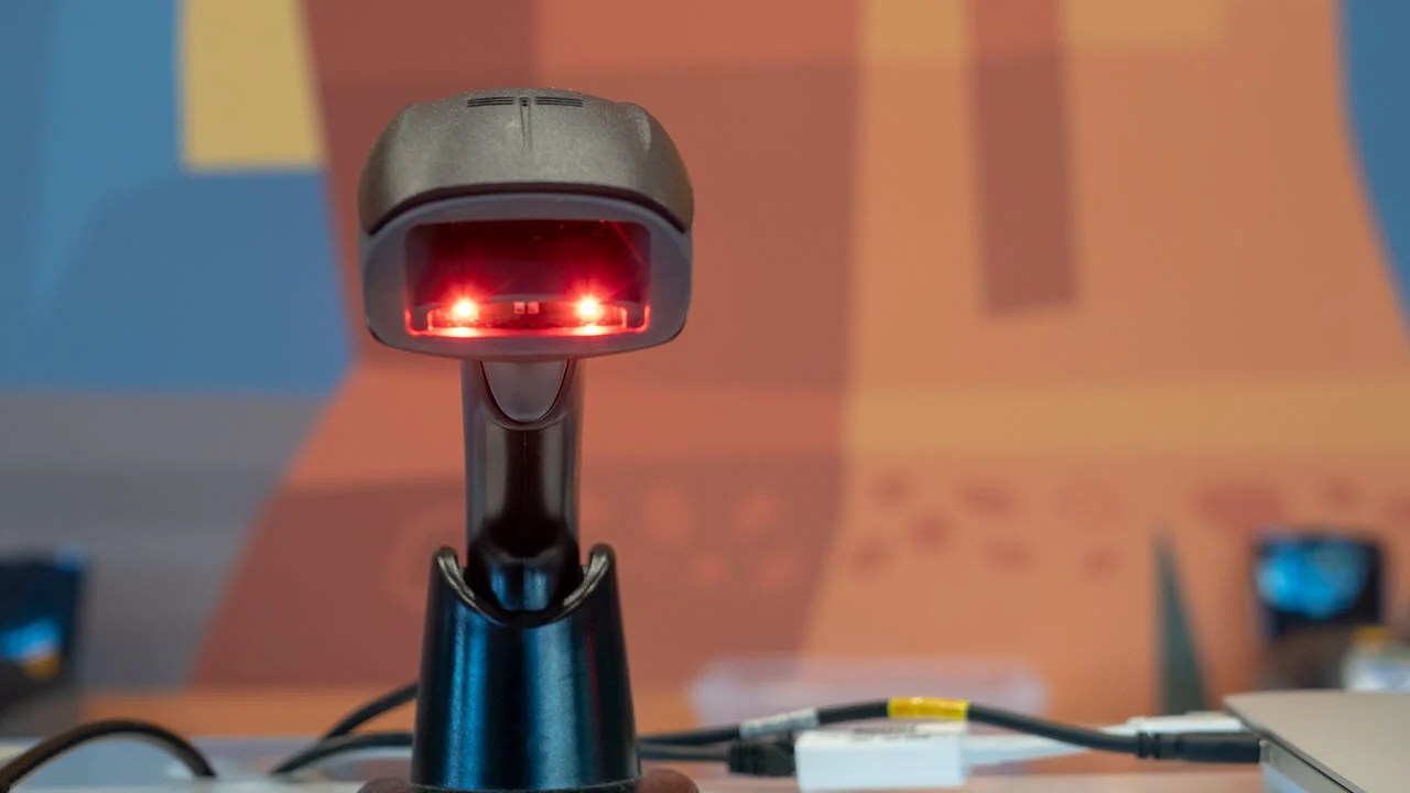 What is Infrared scanner? Is it harmful to your eyes?