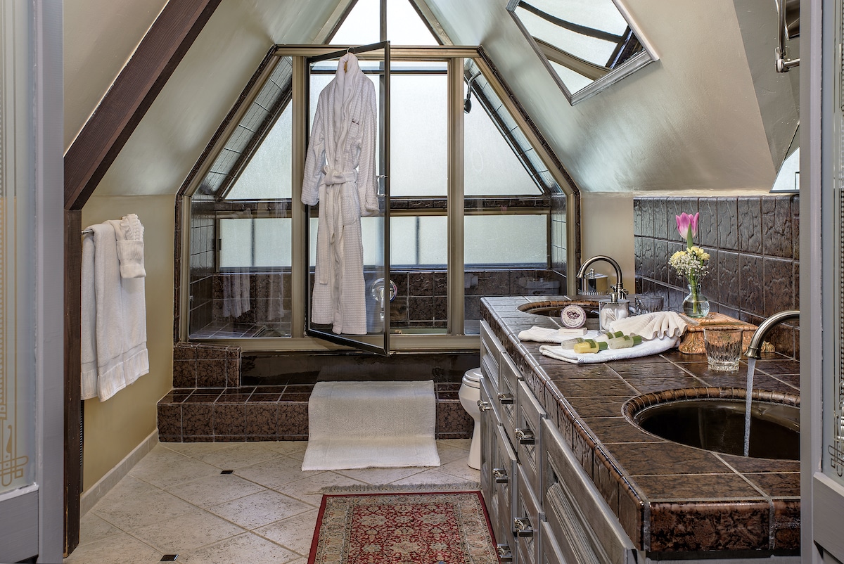 The the Perfect Romantic Getaway at our Napa Bed and Breakfast