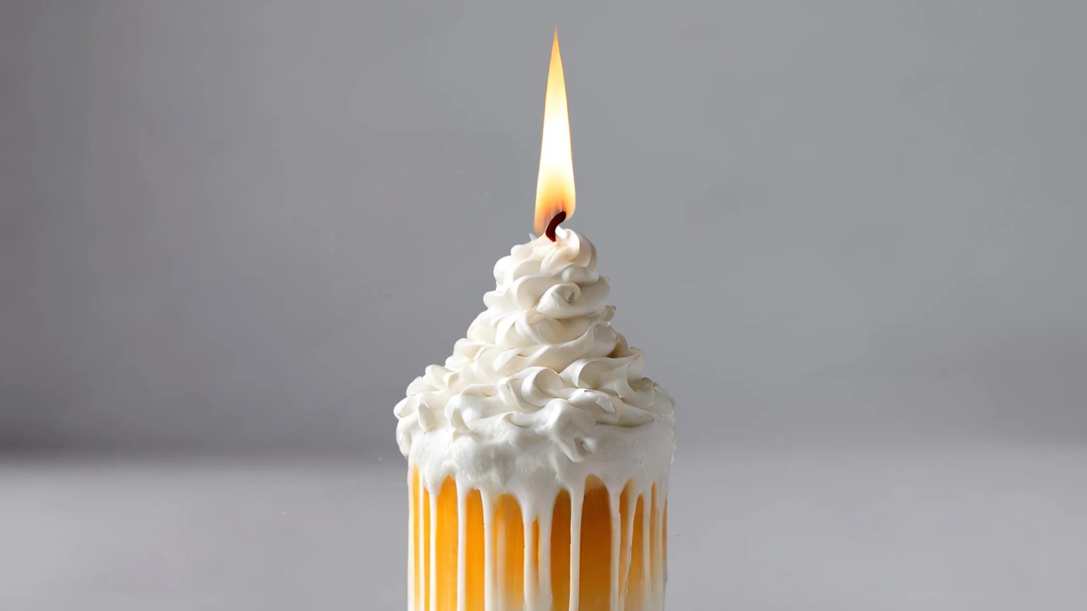 How to Make Candle Wax Look Like Frosting