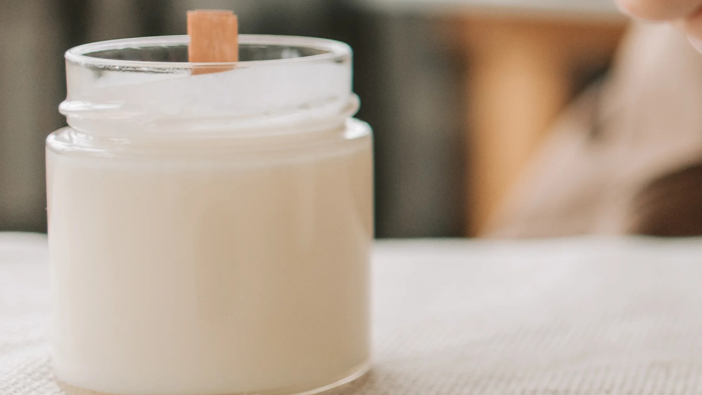 How to Make Wood Wicks Crackle?