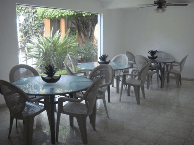 Villa Berenice // Casa de Retiro Costo y Opiniones