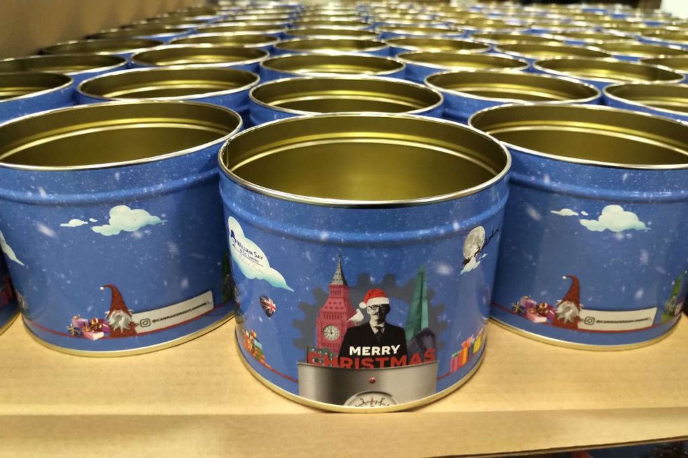 Digital print makes just 100 unique gift tins costeffective The Canmaker