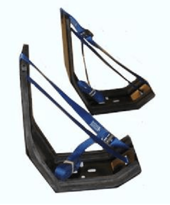 CANOE / KAYAK SADDLES & ACCESORIES