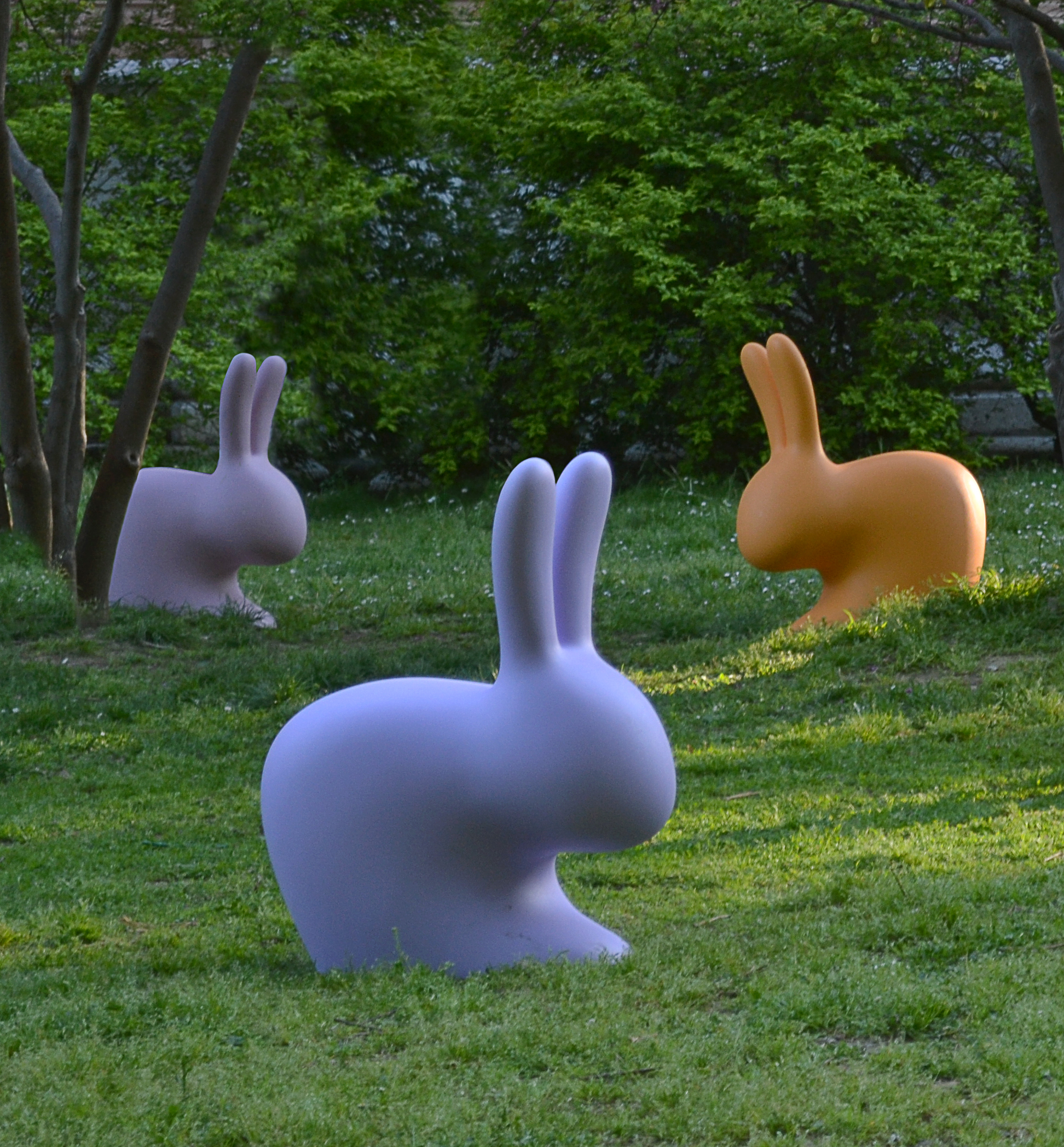 Qeeboo Rabbit Chair Baby oranje kunststof Canoof.nl