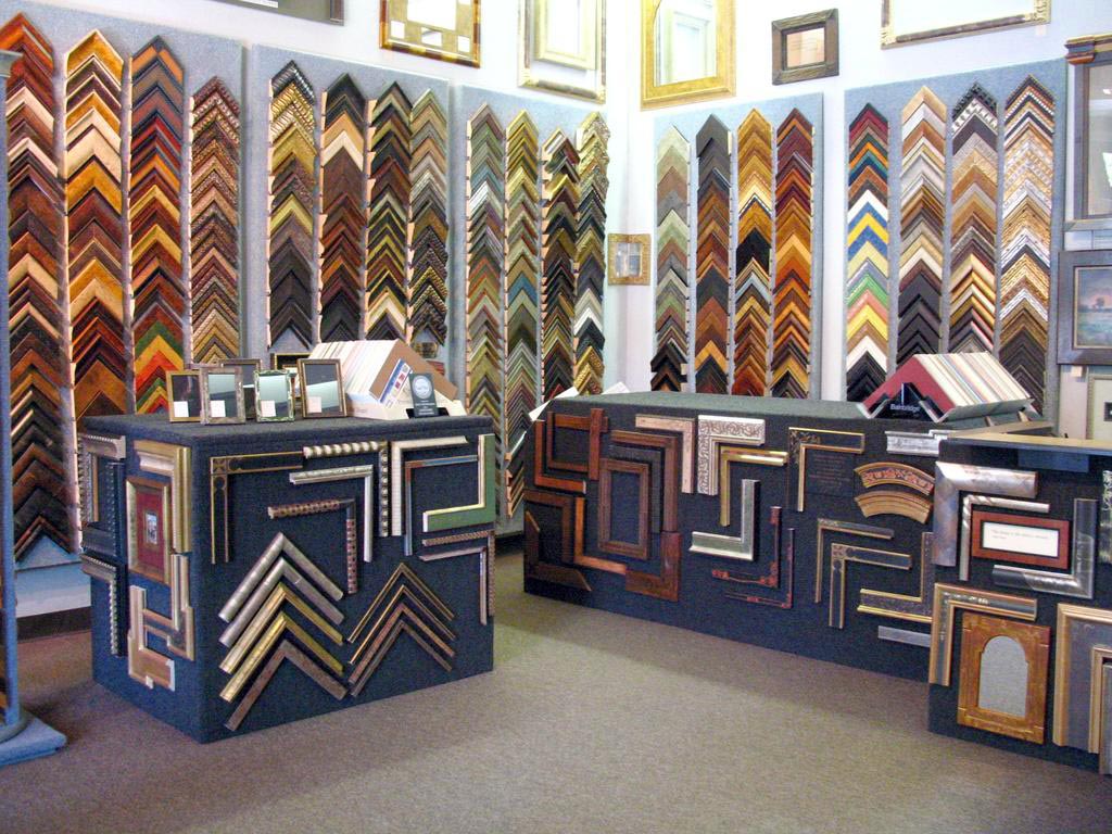 Picture Framing CanvasCraft