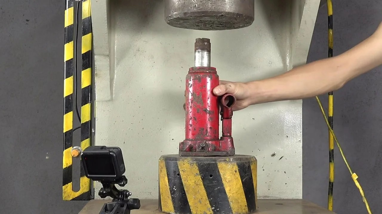 Hydraulic press vs hydraulic jack experiment Canvids