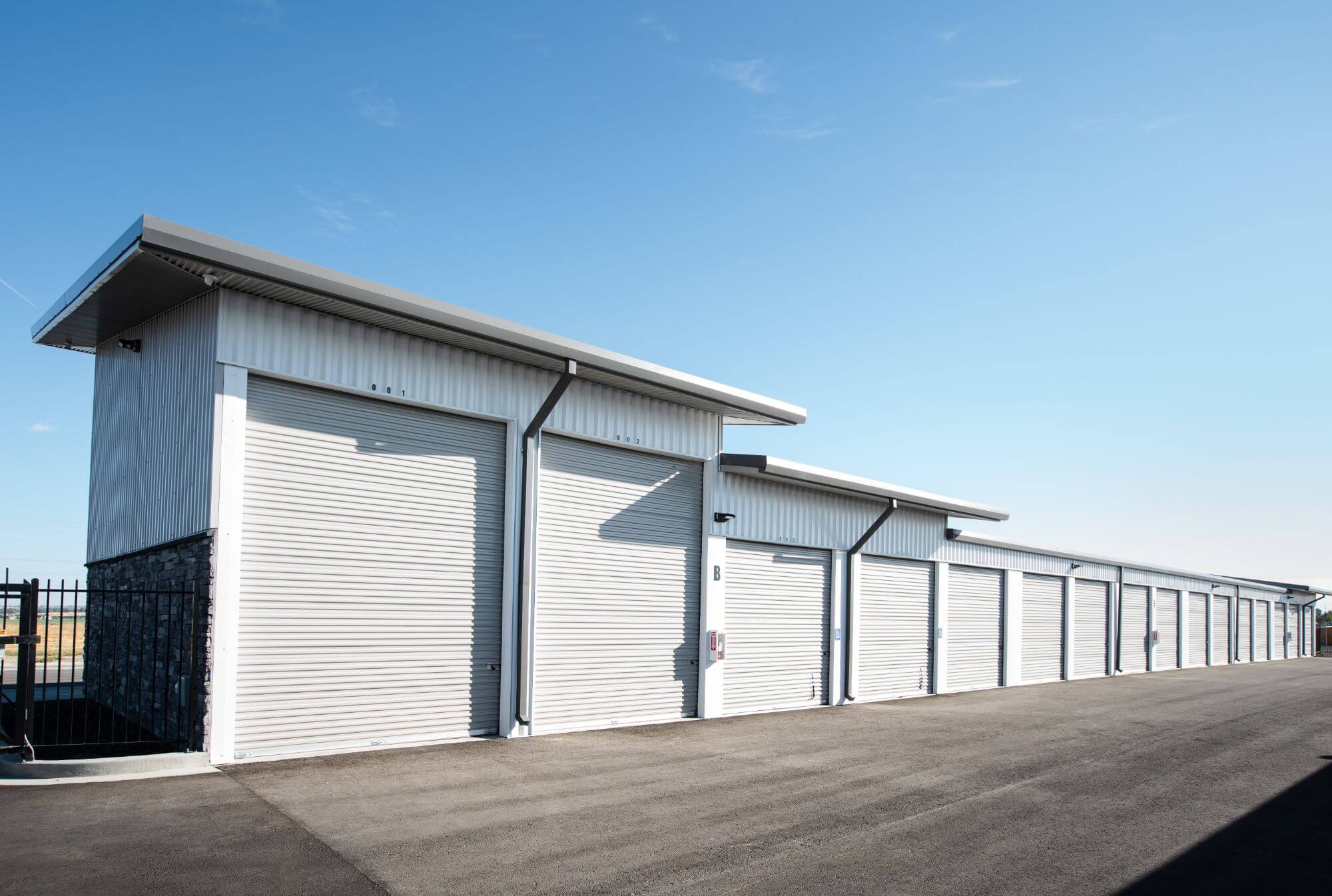 kwr09360 Canyon West Storage