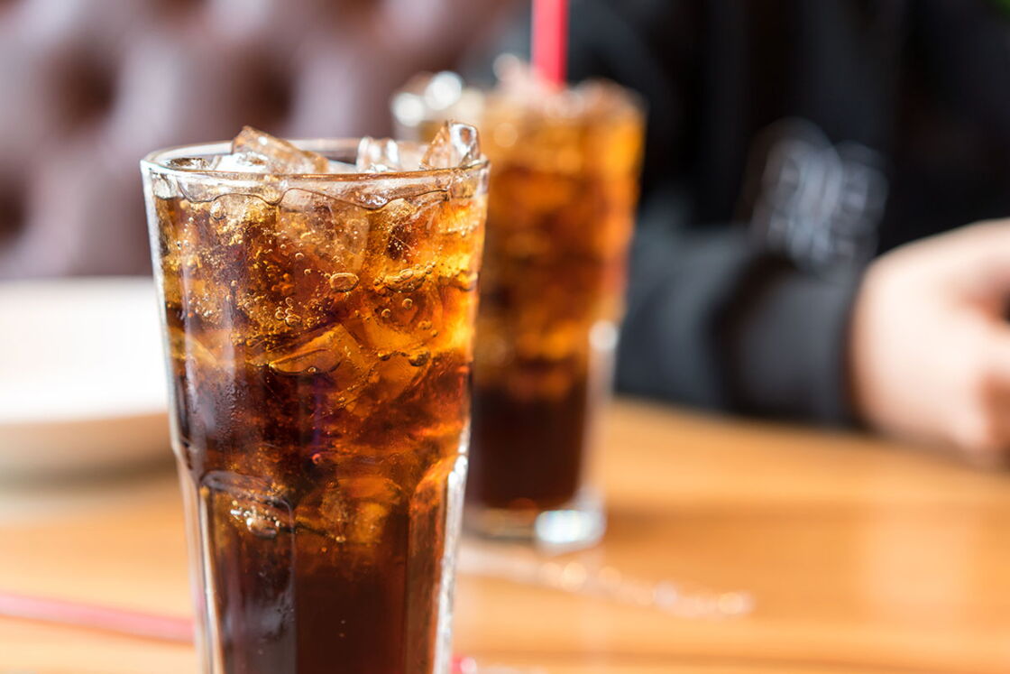 Ab welchem Alter ist Cola akzeptabel? Frage an.