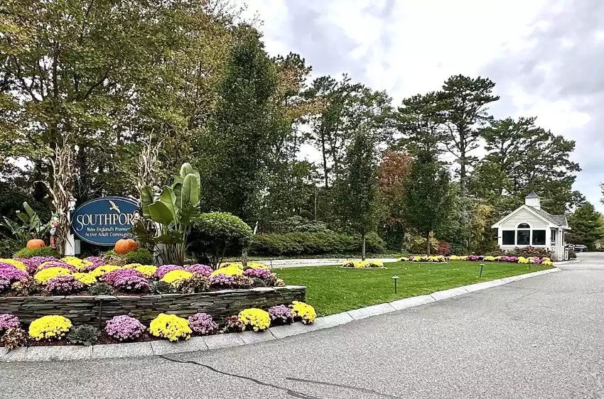 4 N Ridge Road, Mashpee, MA 02649 For Sale