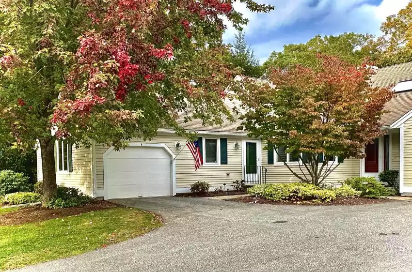 4 N Ridge Road, Mashpee, MA 02649 For Sale