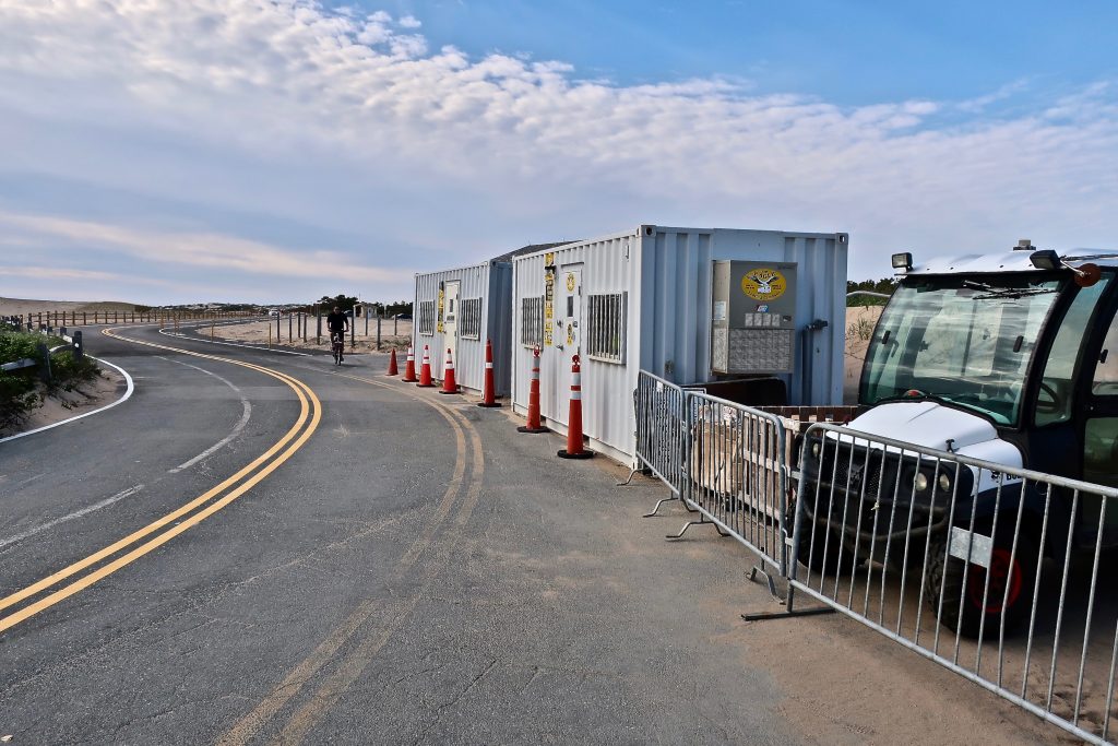 New Herring Cove Beach Parking Lot Slideshow Cape Cod Wave