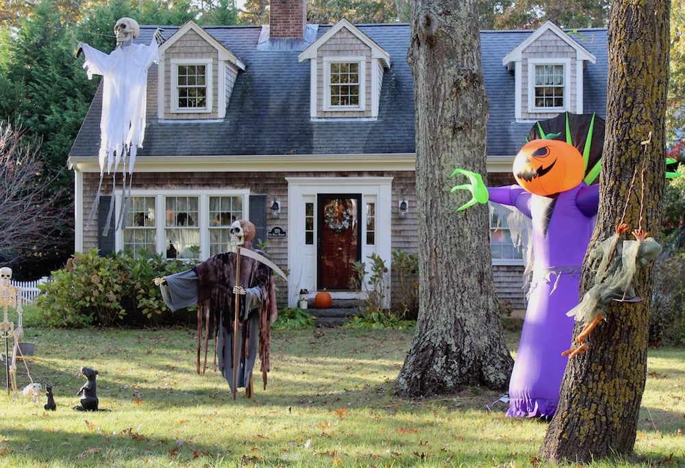 Halloween Decorating Cape Codstyle Cape Cod Wave