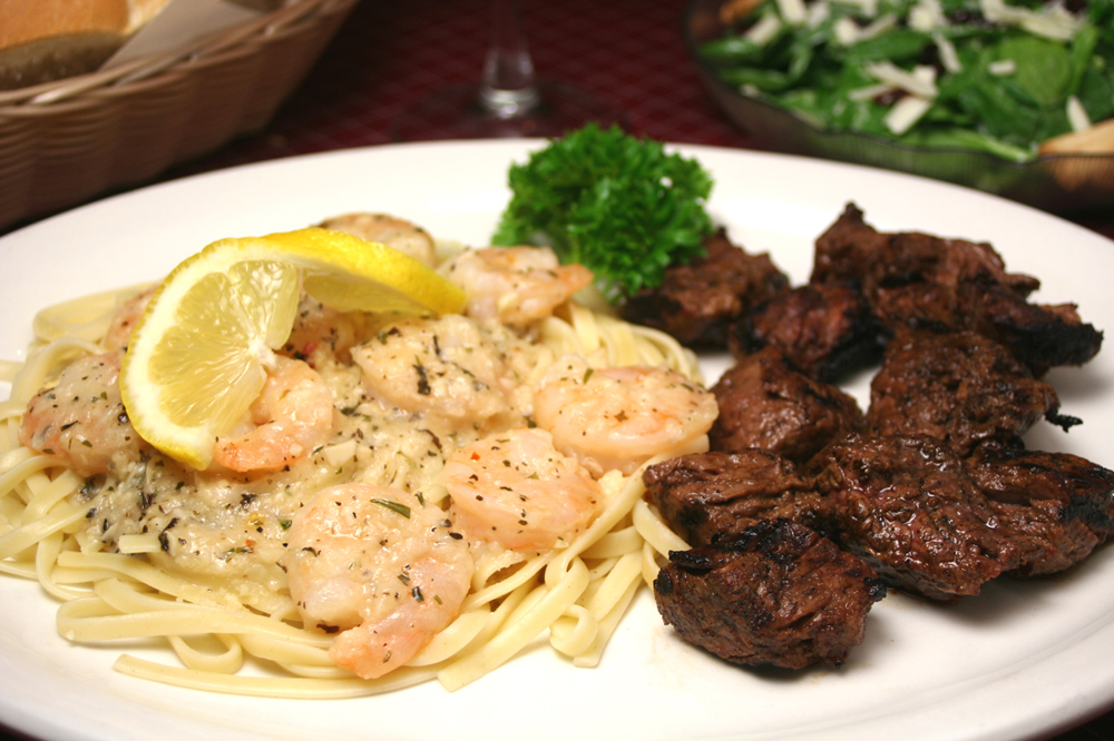 Capellini's Italian Restaurant Catering Cocktails Lunch