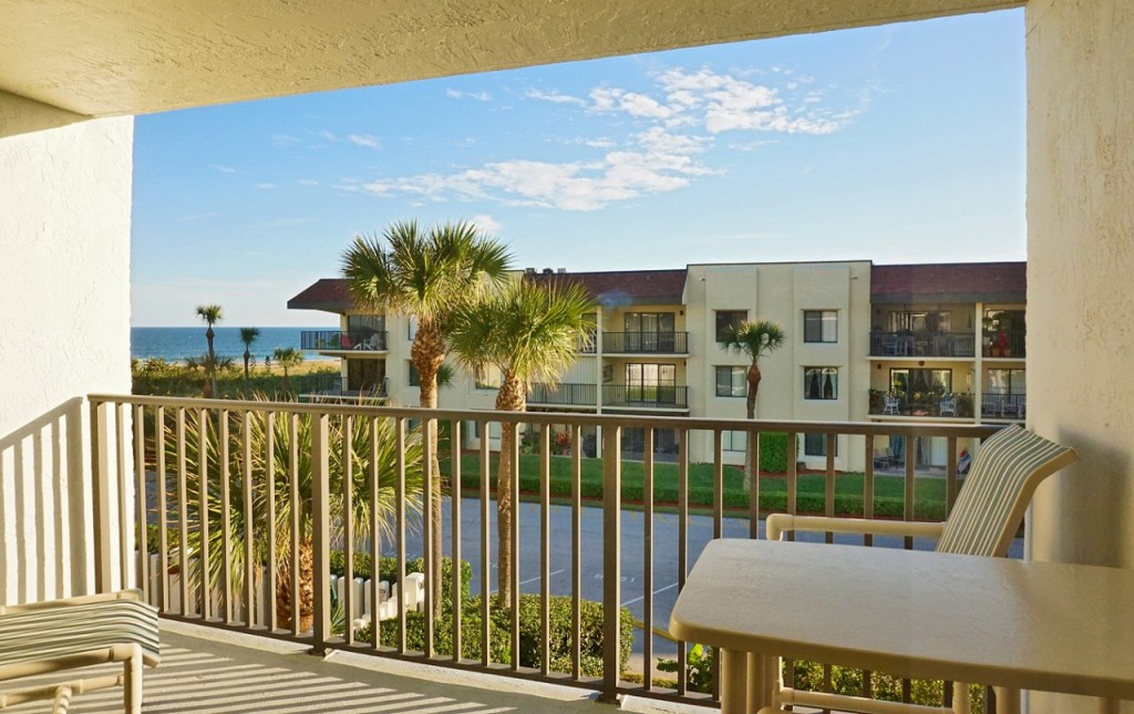 Cape Winds Condo Rental 312 in Cape Canaveral, FL ⋆ Cape Winds Resort