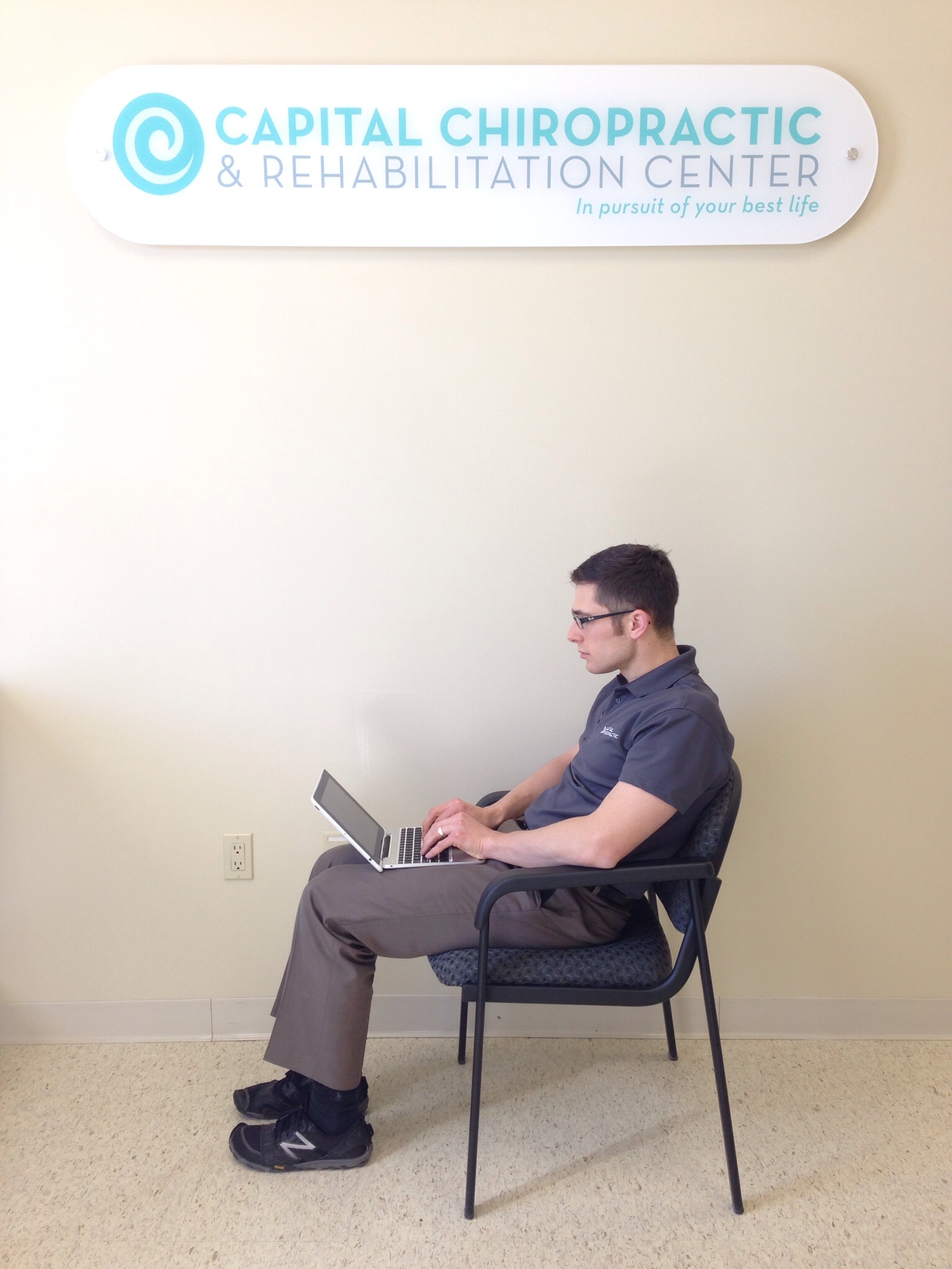 Hip pain or low back pain 2014, hip pain early pregnancy normal pains