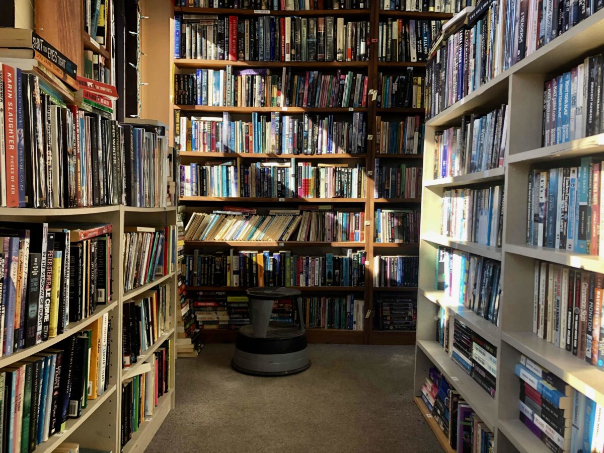 Ottawa's used book stores find ways to survive in digital market