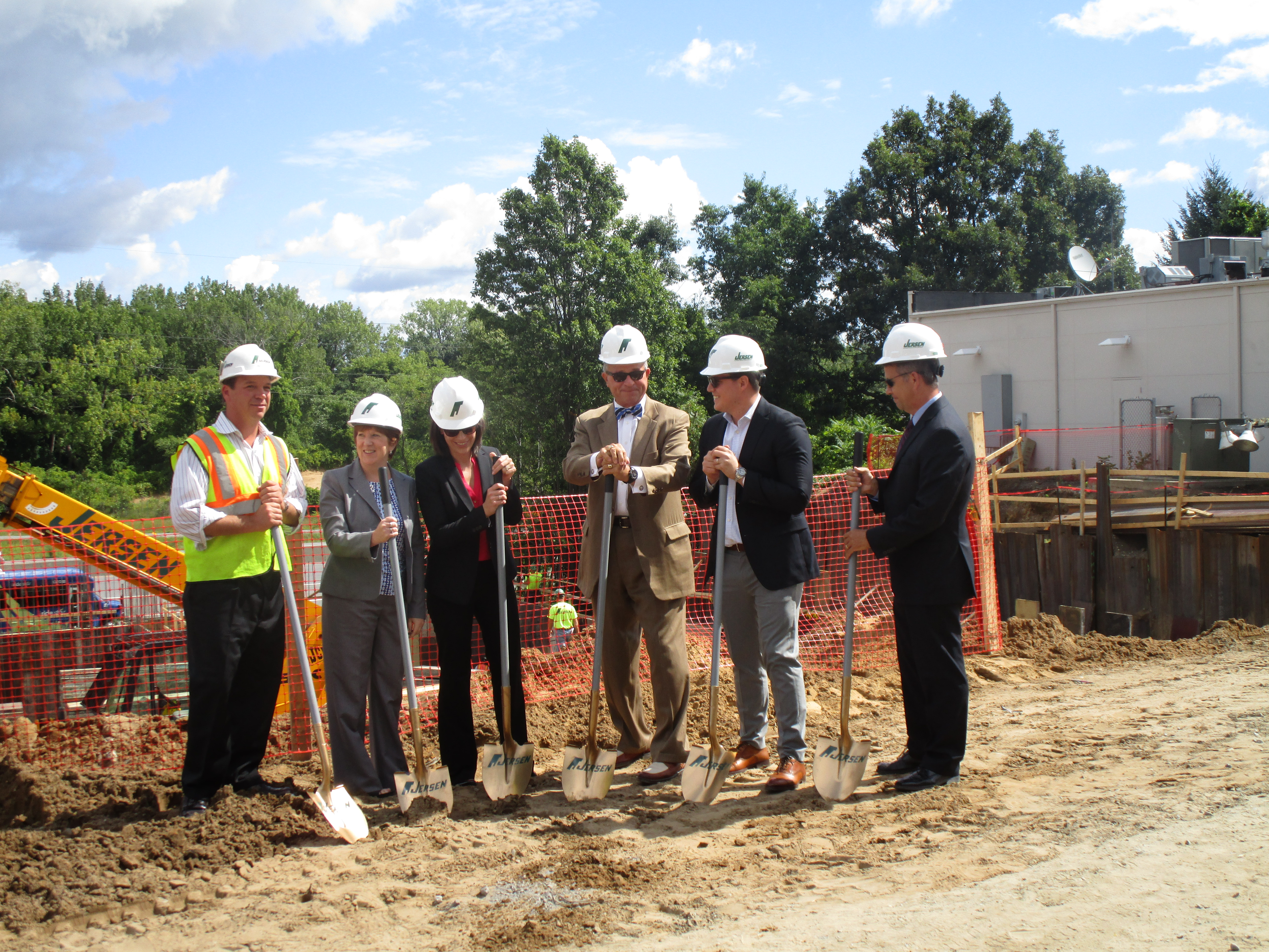 Groundbreaking Celebrates Beginning Construction of New 277 Room