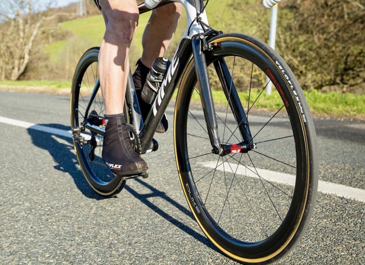 Veloflex Introduces New TubelessReady Corsa Evo TLR and