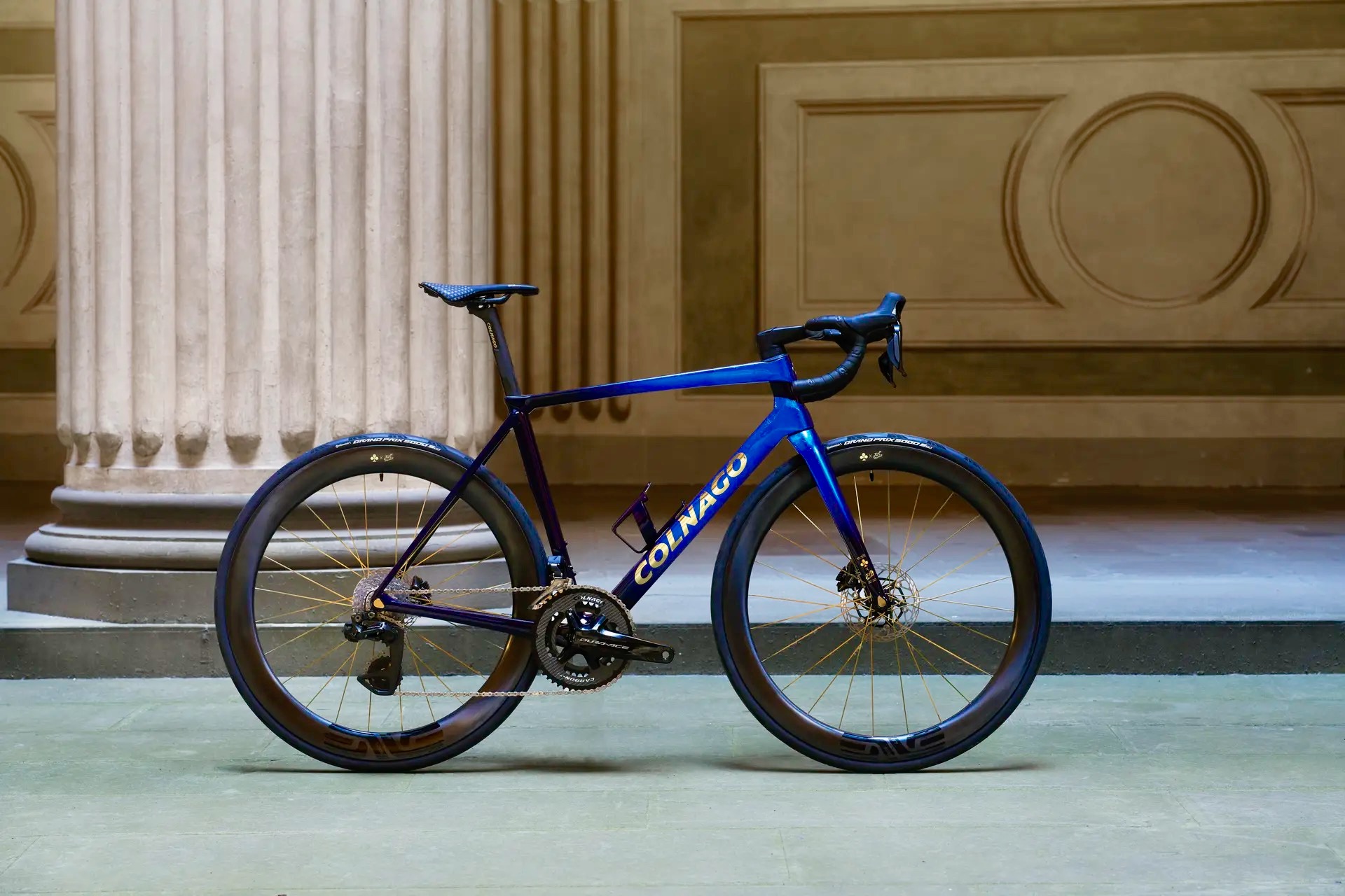 CapoVelo.com - Colnago Dazzles with Limited Edition 