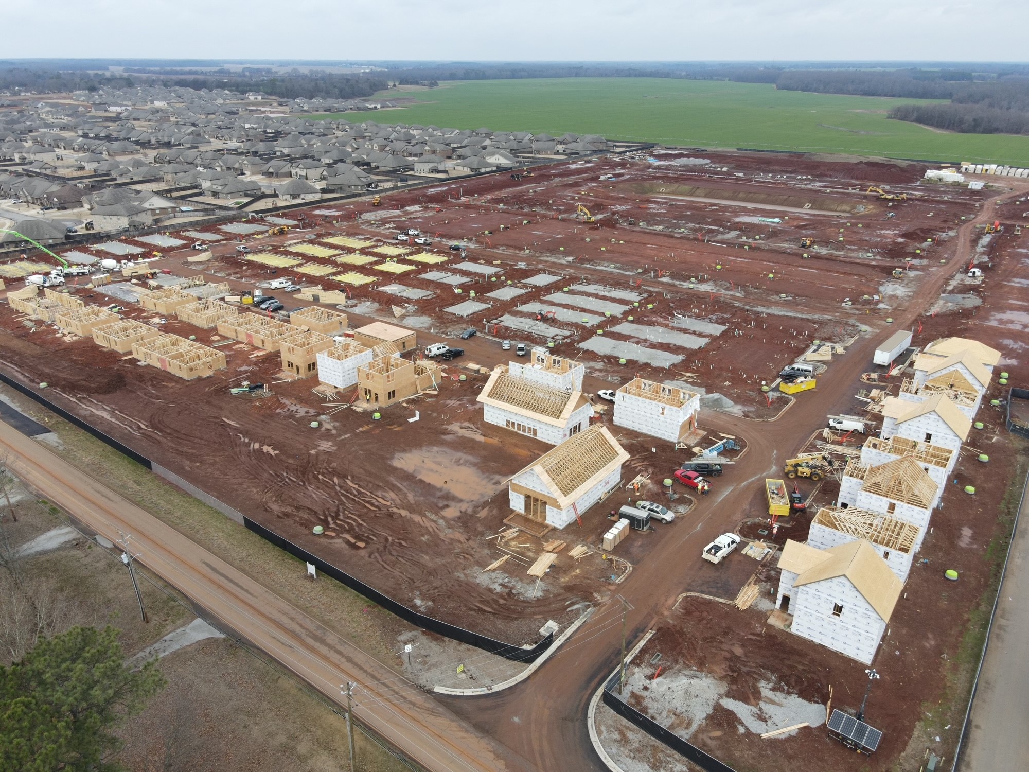 Alexandria Apartments Capstone Building Corporation