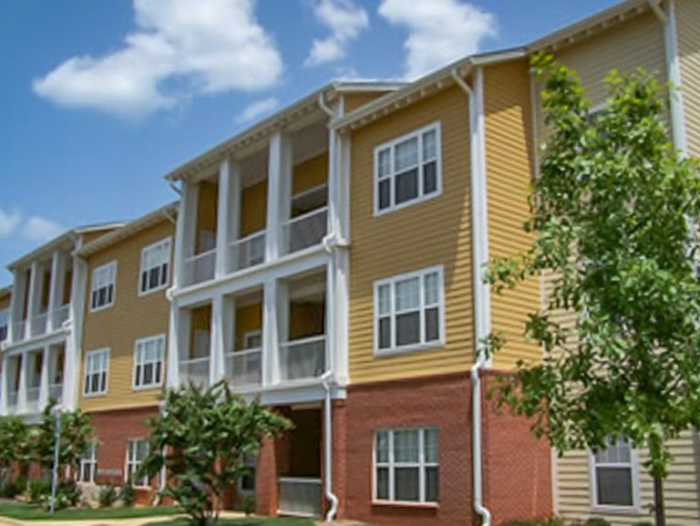 Capstone Quarters, Tuscaloosa, Alabama Capstone Building Corporation