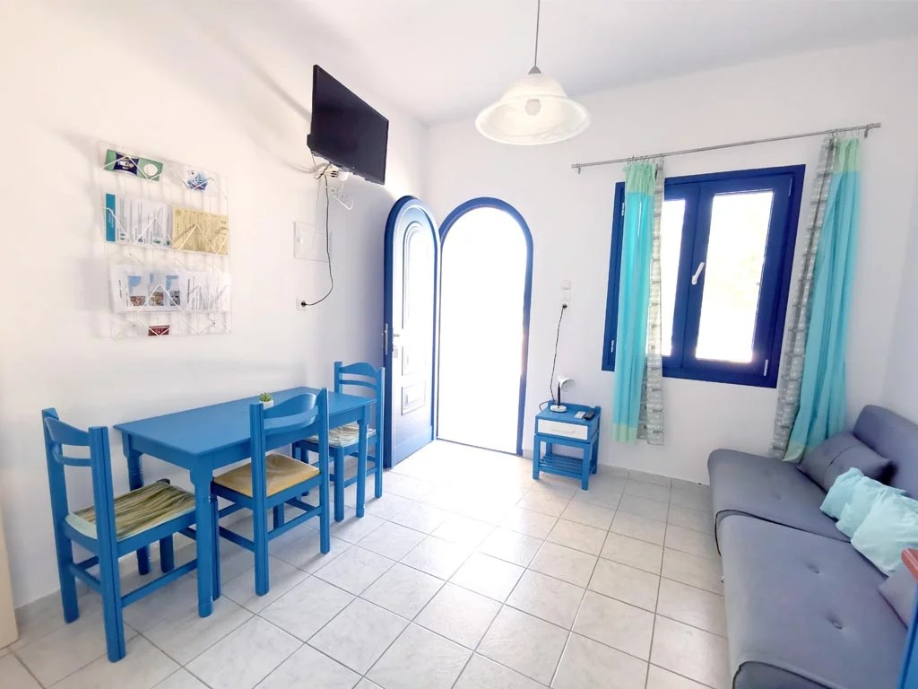 Home Captain's Beach Apartments