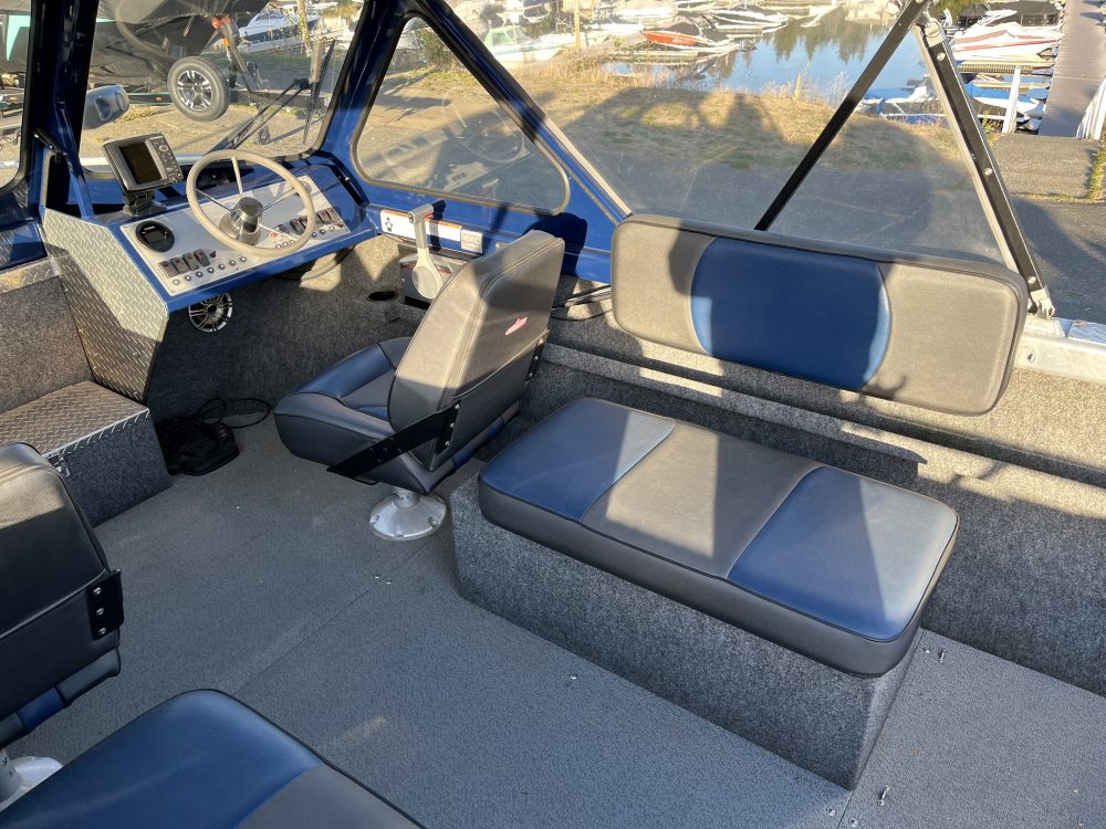 Captain's Village Marina » 2016 ThunderJet Hawk XL 18.5