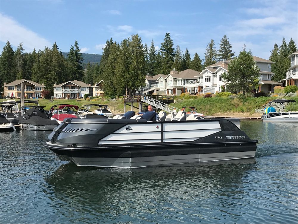 Captain's Village Marina » 2020 Montara Surf Boss 25