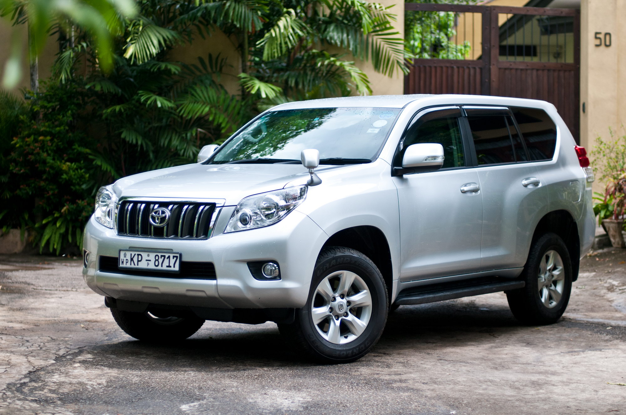 Toyota Land Cruiser Prado 150 Series Car info guide