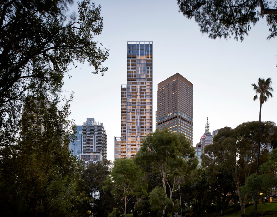 17 Spring Street Caramel Creative