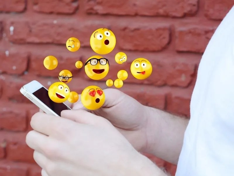 What Does A Yellow Heart Mean On Snapchat? (All About It)