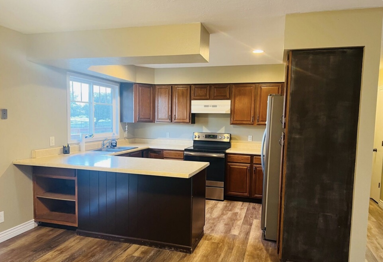 982 Fletcher LN, Stevensville, MT 59870 Caras Property Management Co.