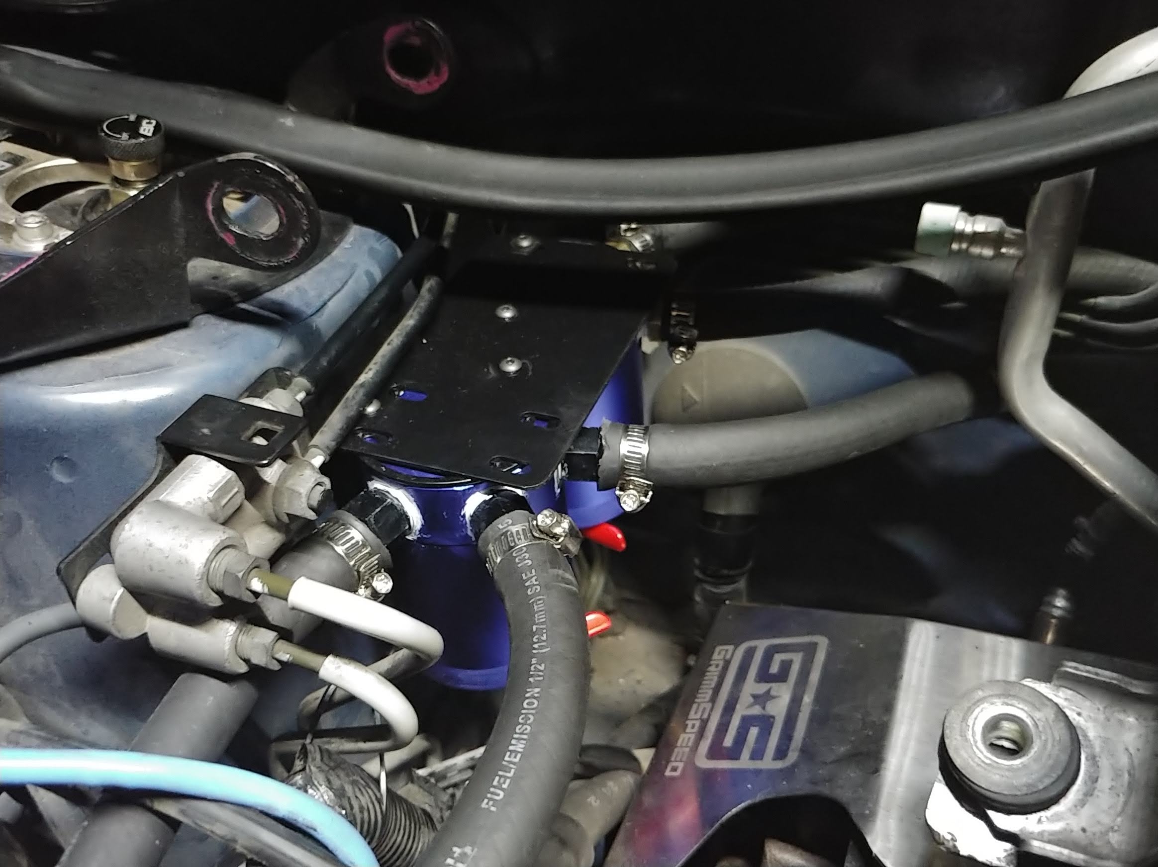 How to Install an Oil Catch Can - Step-By-Step With Diagram & Parts List