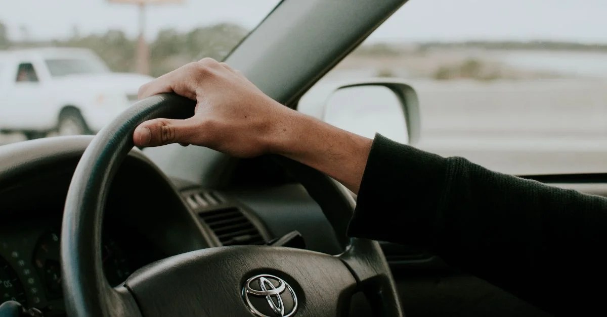 Hire a Car Driver for Outstations in Jaipur and Gurugram